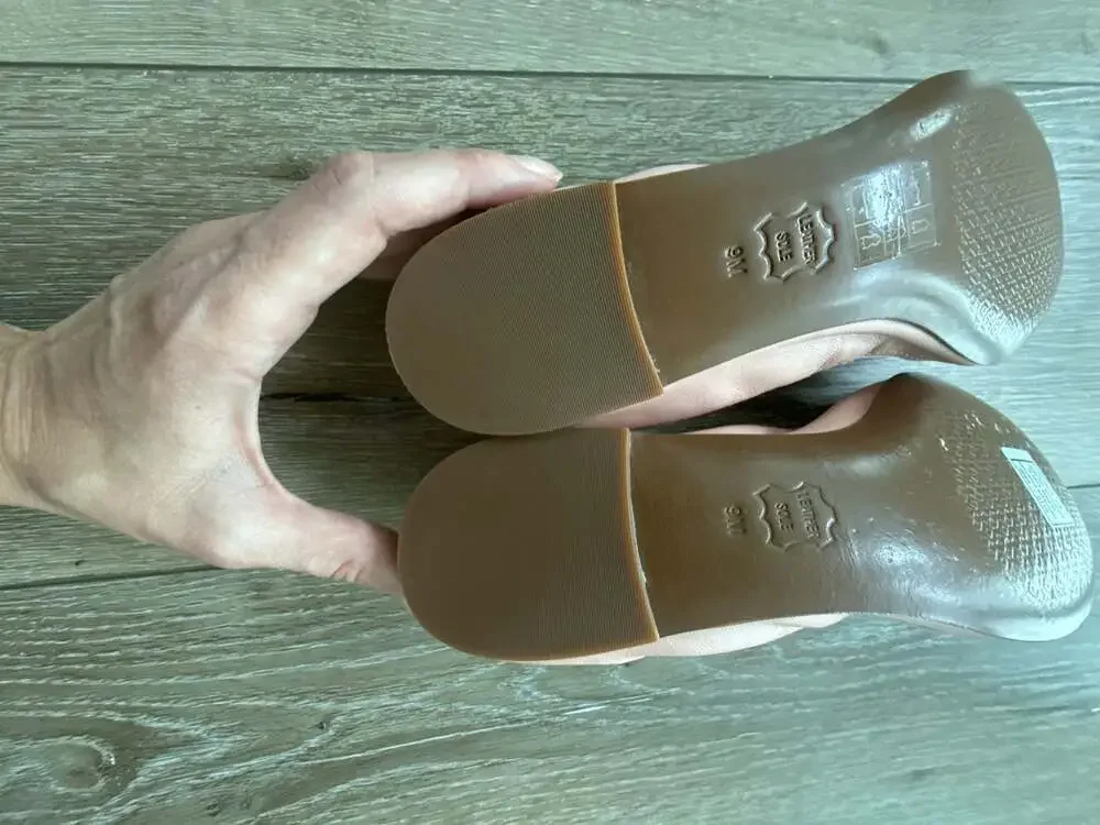 Tory Burch Pink Leather Ballet Flats with Gold Logo and Patent Cap Toe Size 9M
